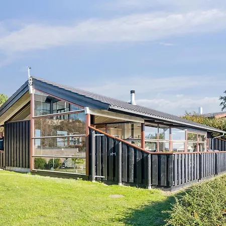 Mariska - 100m From The Sea By Interhome